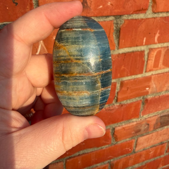 Other - Blue onyx Palm Stone